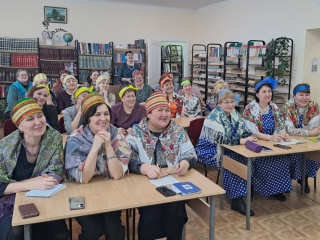Участники игры - учители русского языка и литературы Алнашского района